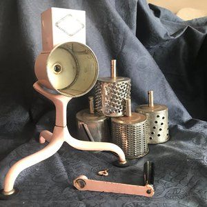 VINTAGE 1930-50S  ROYAL SUPREME PINK FOOD GRINDER